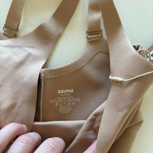 NWT Skims Body Collection Bodysuit - Picture 4 of 4